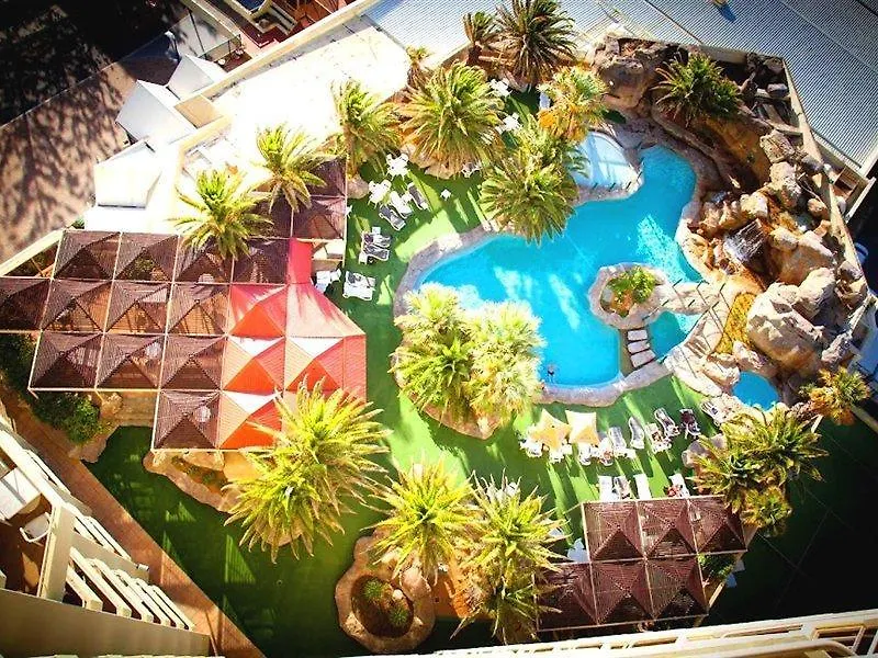 Rendezvous Hotel Perth Scarborough 4*,